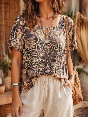 Jane Ashley Boho Tribal Print Top Y2K Earth Tone Paisley Tee Flowy Short Sleeve